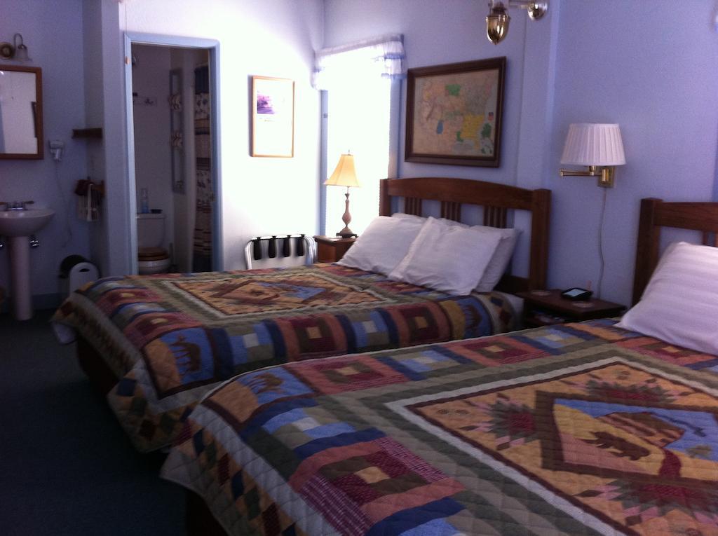 Pullman House Inn Portola Chambre photo